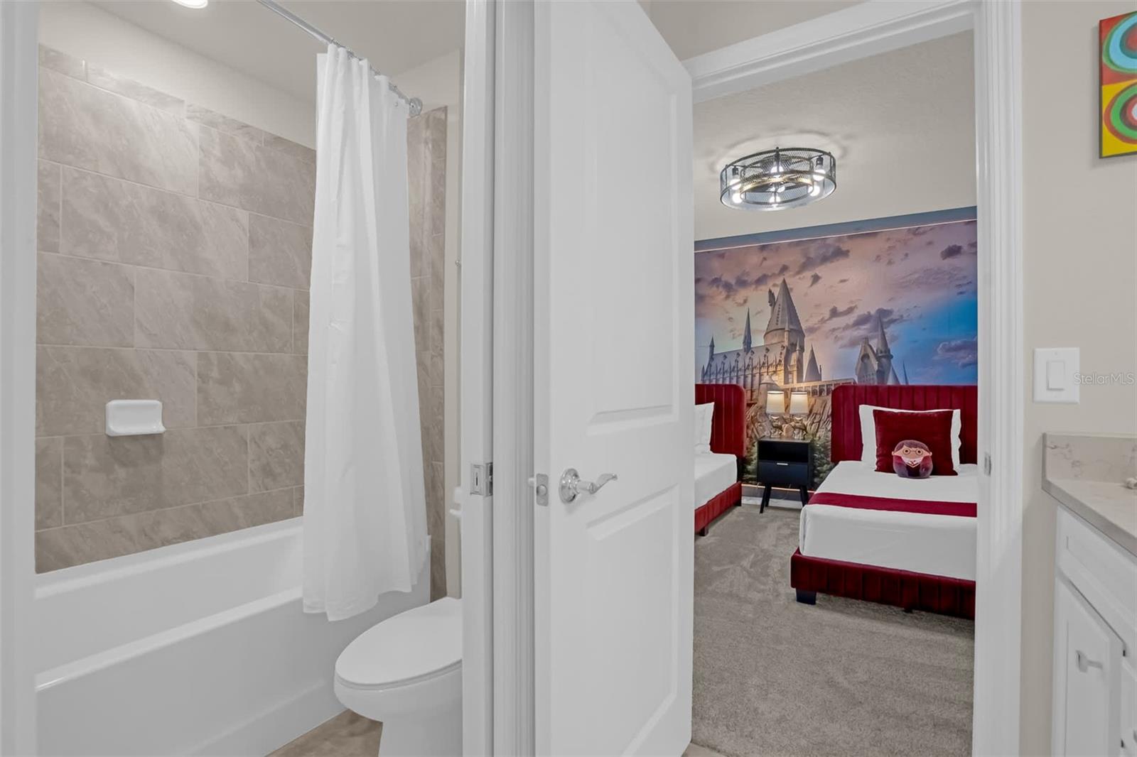 16224 SAINT MARTIN ST