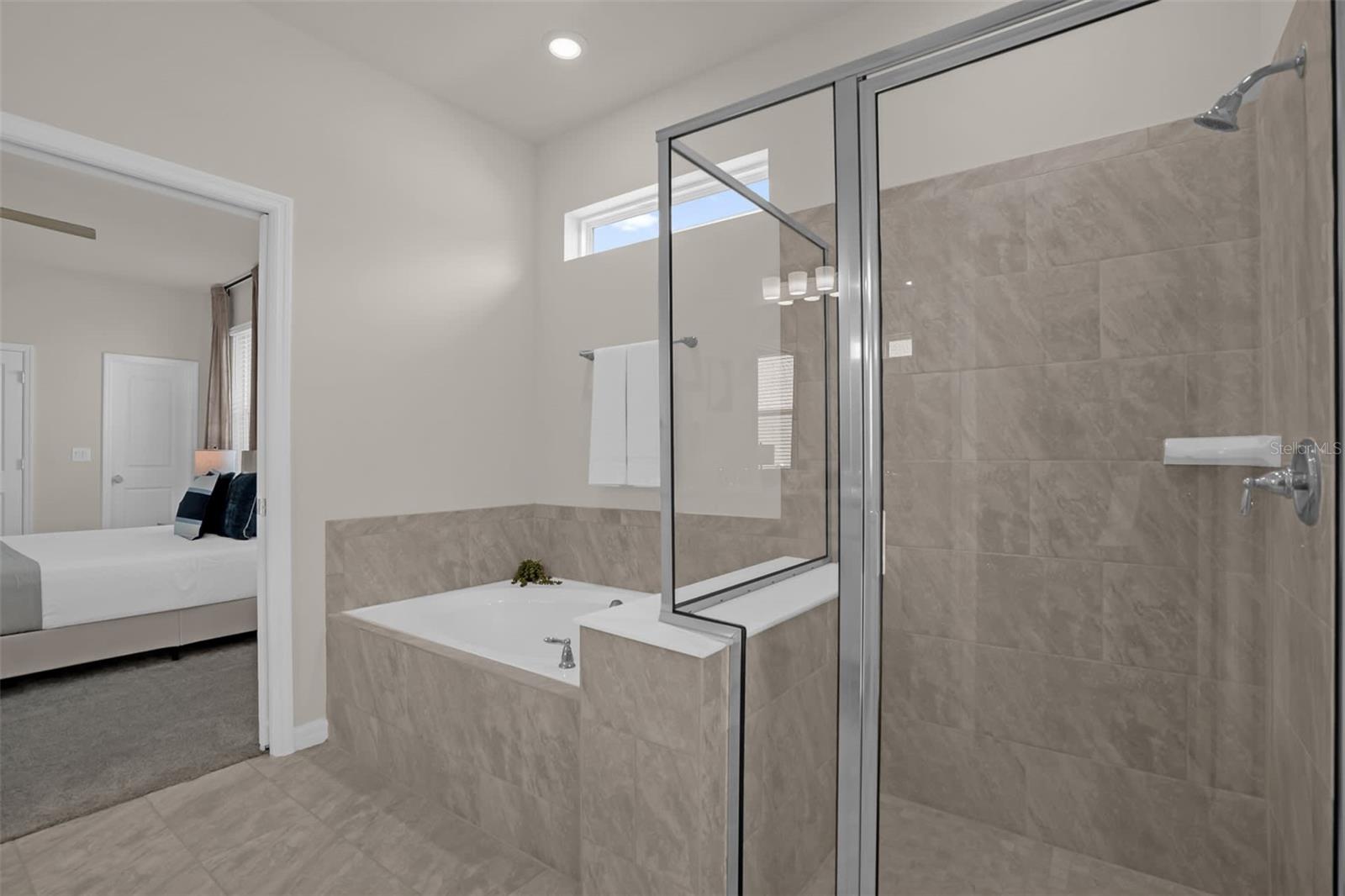 16224 SAINT MARTIN ST