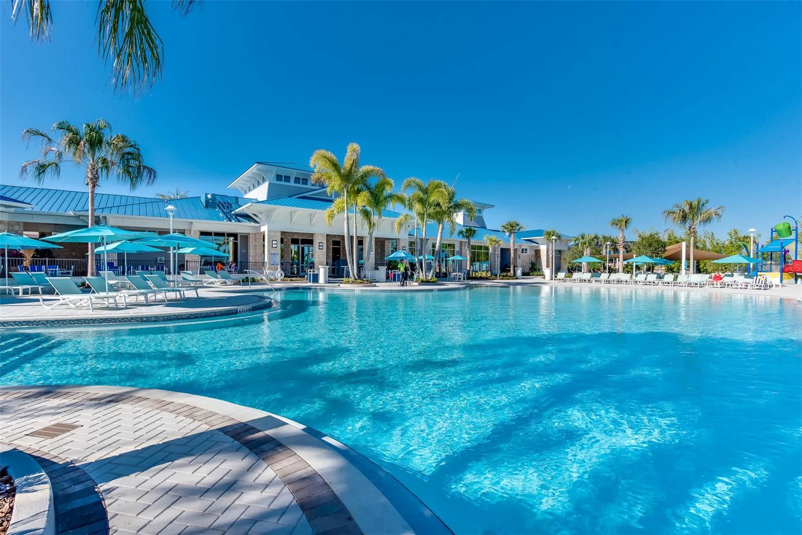 16224 SAINT MARTIN ST