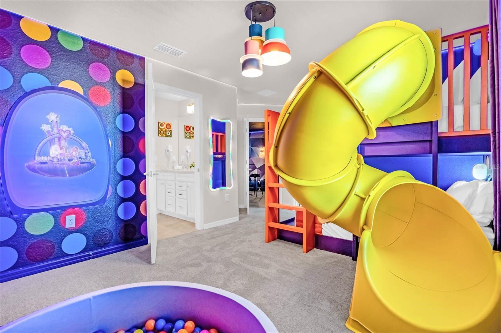 16224 SAINT MARTIN ST