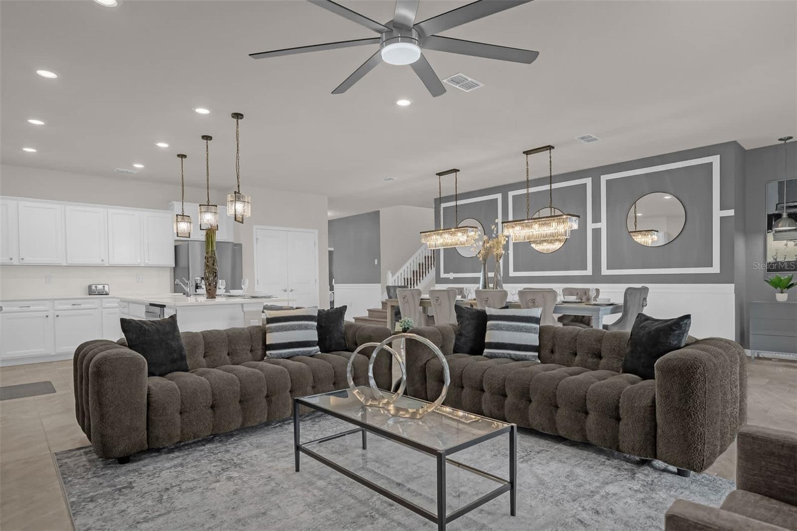 16224 SAINT MARTIN ST