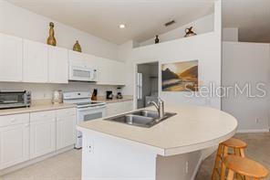 8169 FAN PALM WAY