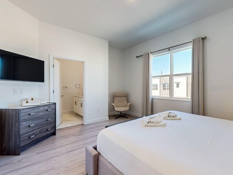 605 TRIKOMO DR