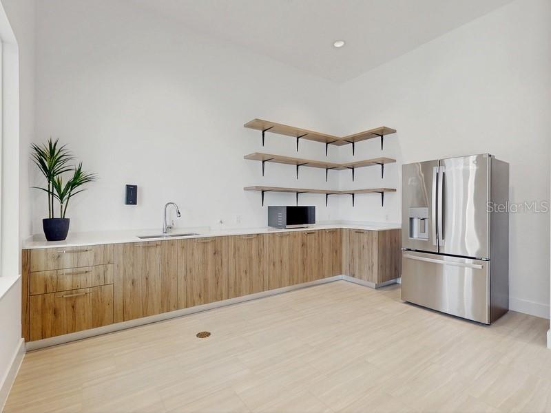 605 TRIKOMO DR