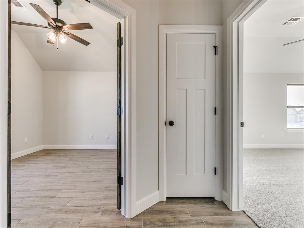 2803 Hickory Hills Court