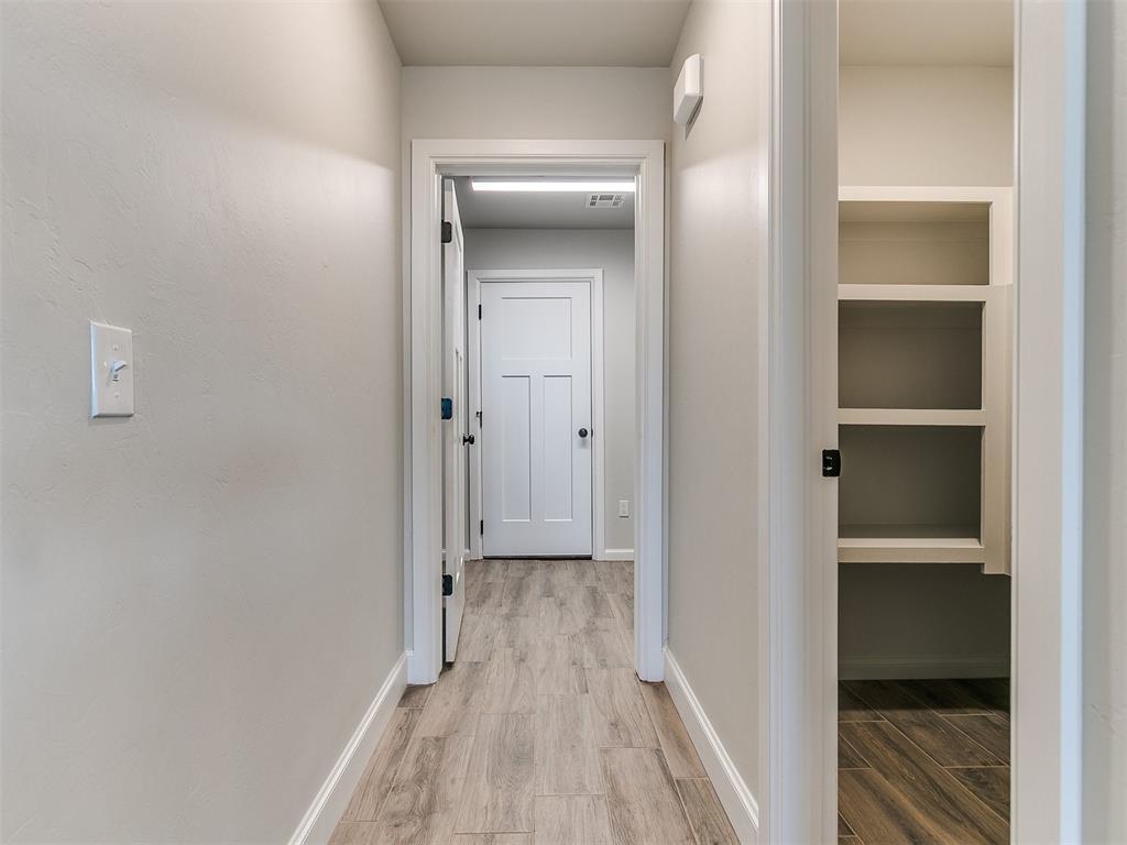 2803 Hickory Hills Court