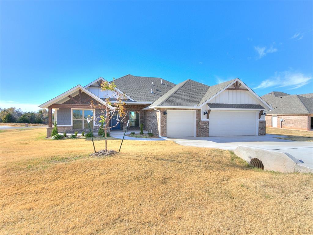 2803 Hickory Hills Court