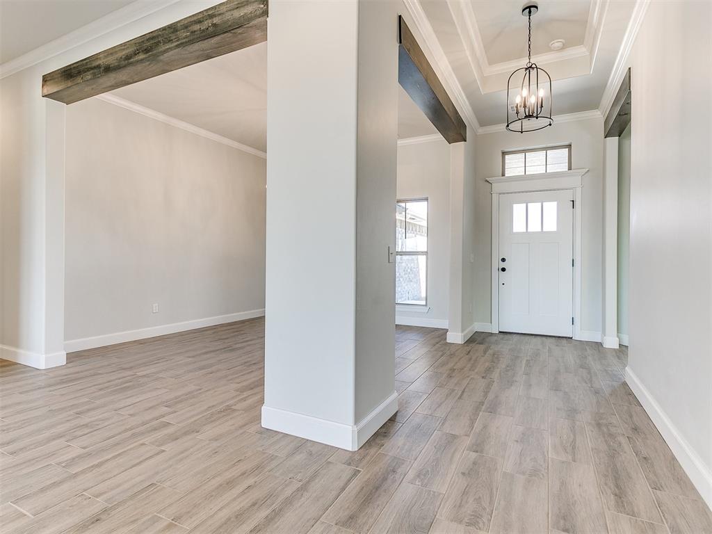 2803 Hickory Hills Court