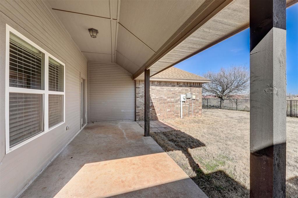 14016 Paddington Avenue