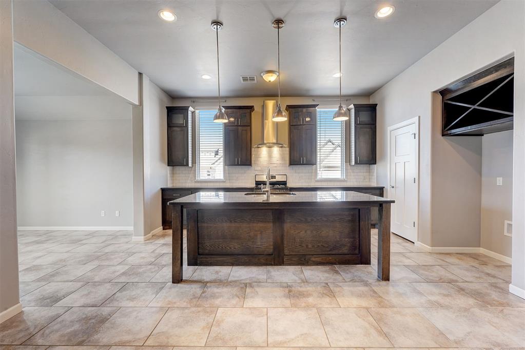 14016 Paddington Avenue