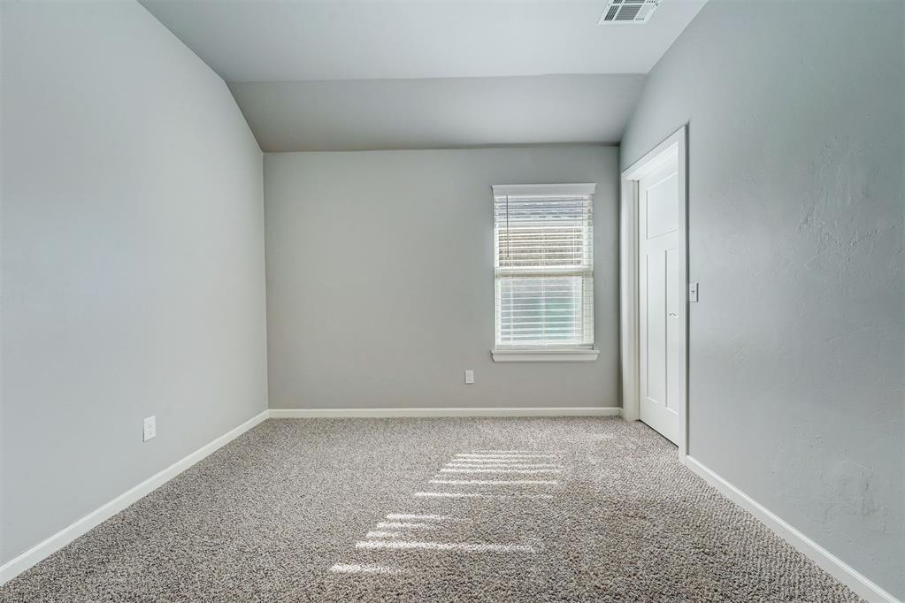 14016 Paddington Avenue