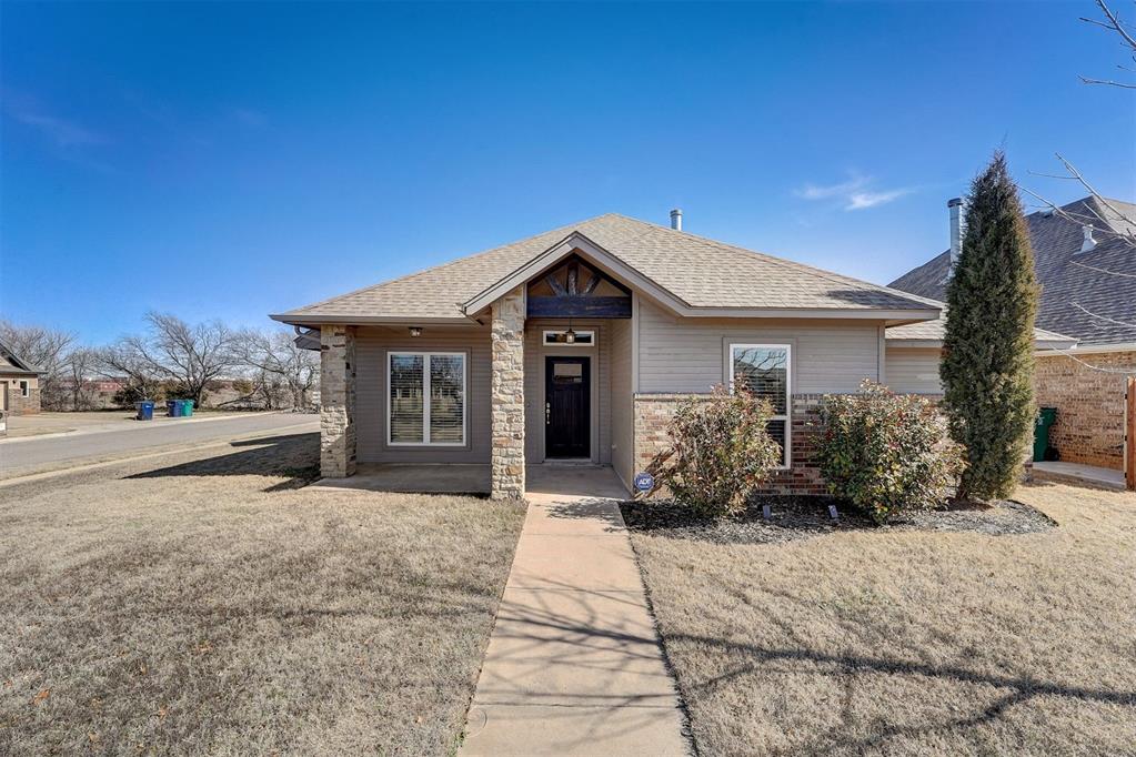 14016 Paddington Avenue