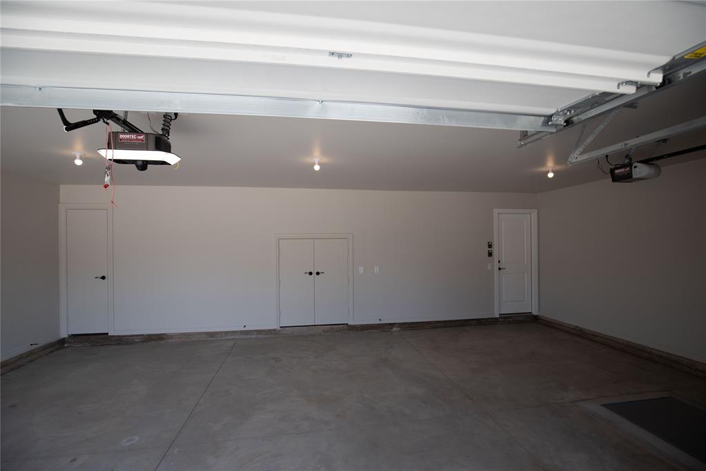 3204 Grasshopper Way