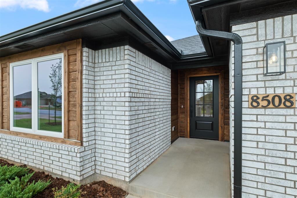 8508 Martin Lane
