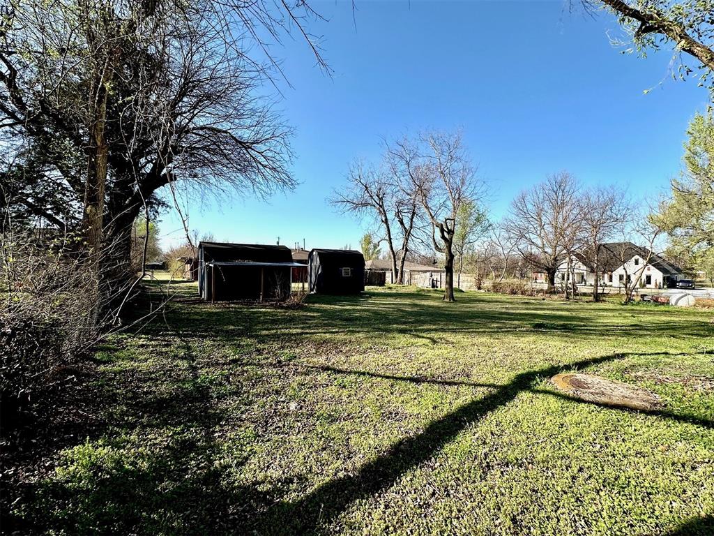 3905 Meadowview Drive