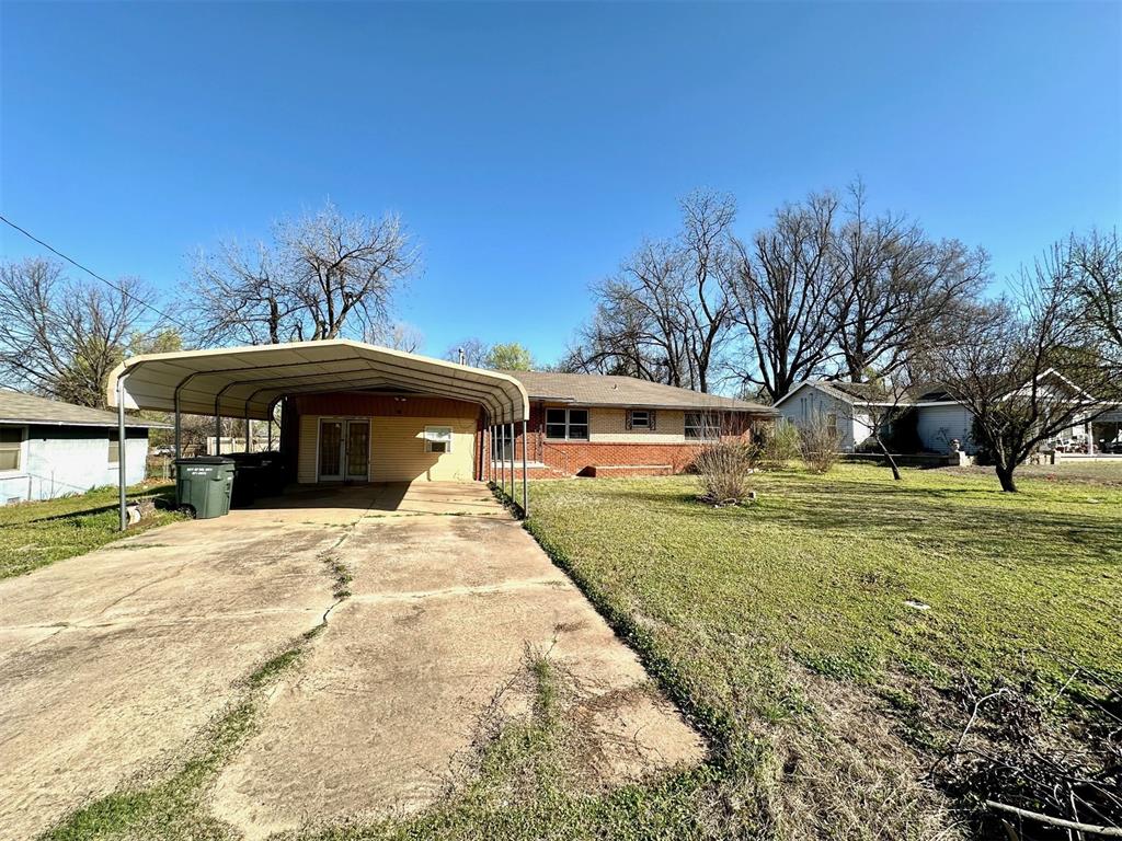 3905 Meadowview Drive