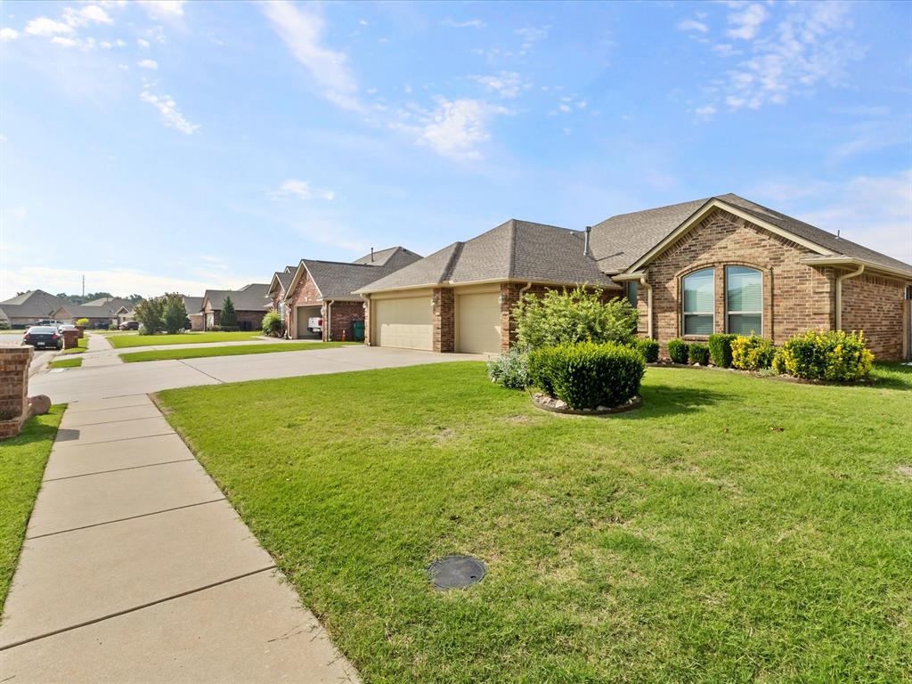 2224 SW 94th Terrace