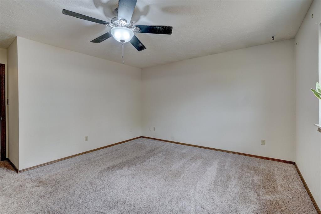 2004 Oak Forest Drive