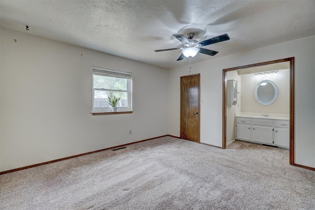 2004 Oak Forest Drive