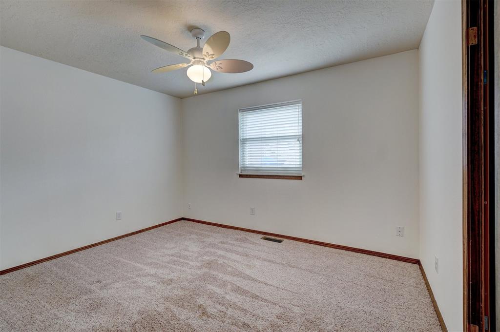 2004 Oak Forest Drive