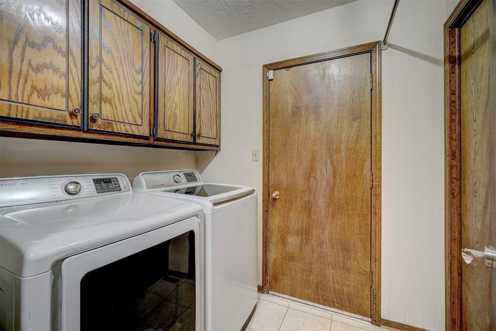 2004 Oak Forest Drive