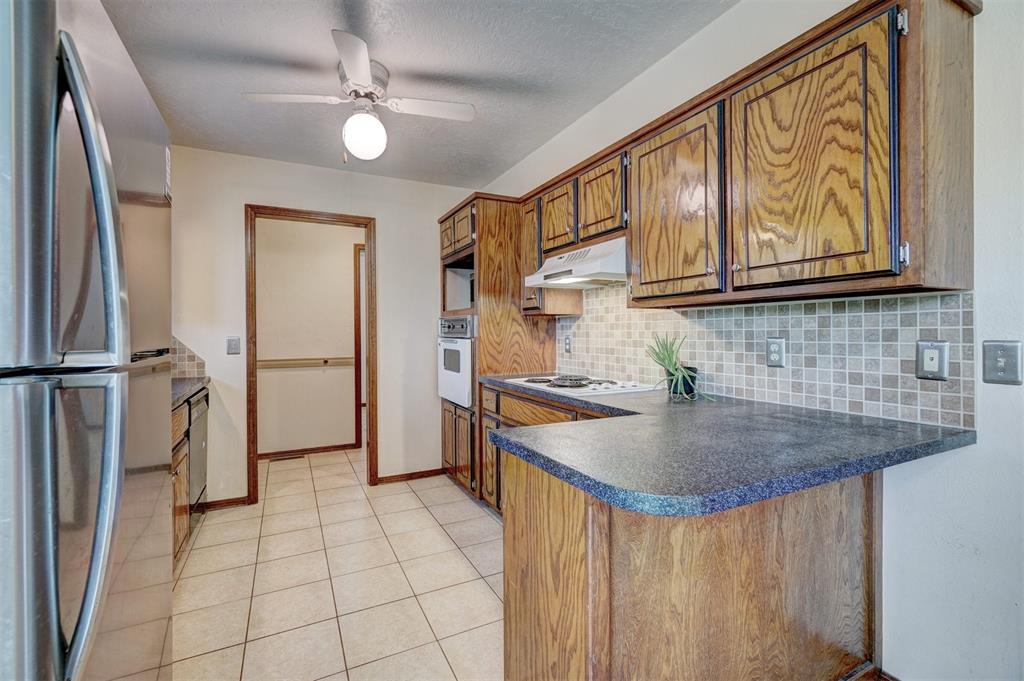 2004 Oak Forest Drive