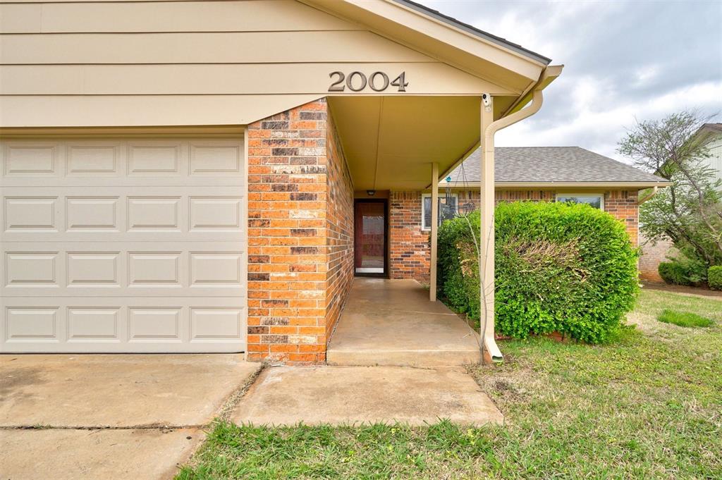 2004 Oak Forest Drive