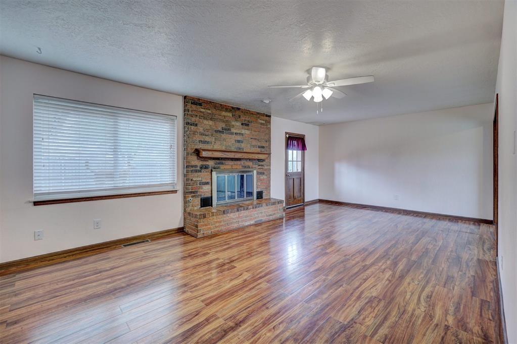 2004 Oak Forest Drive