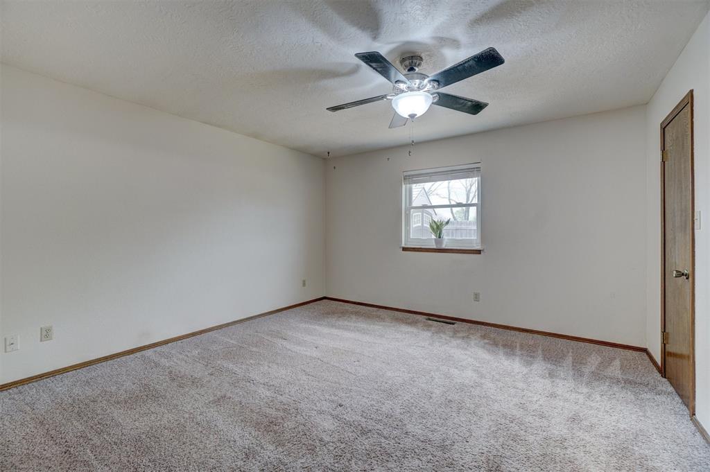 2004 Oak Forest Drive