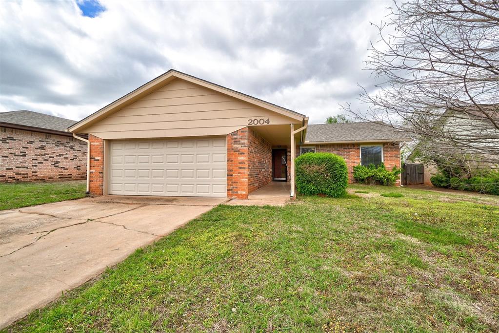 2004 Oak Forest Drive