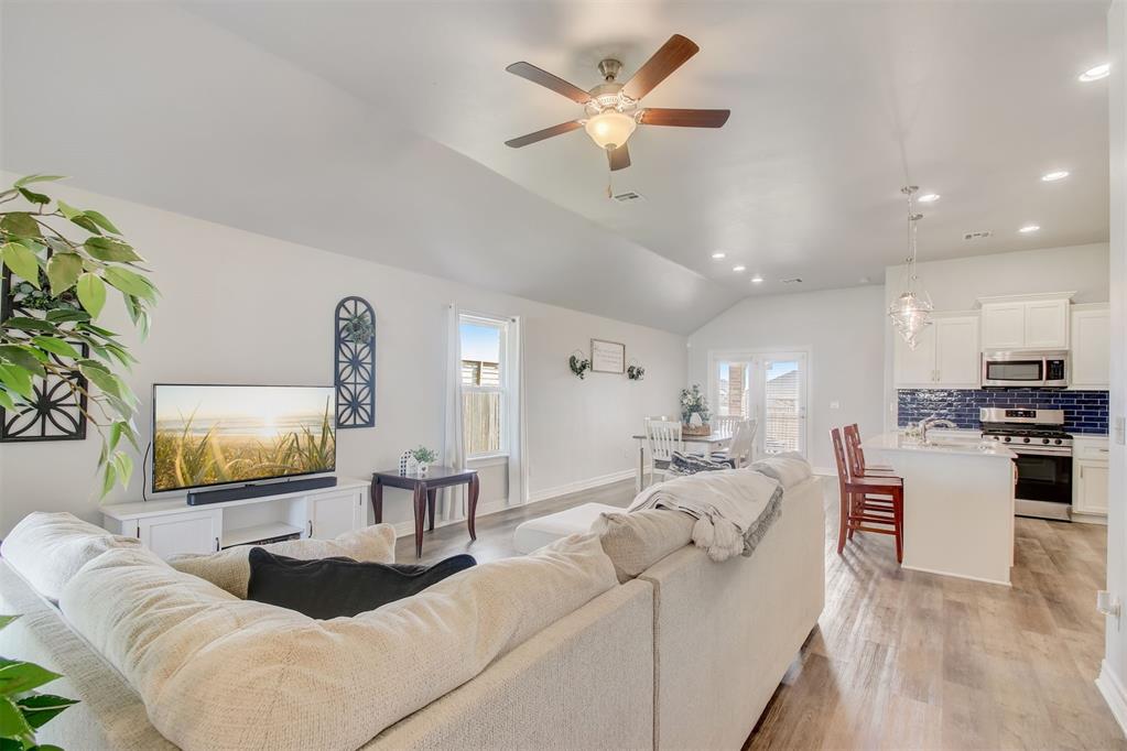 3516 Sawtooth Ridge Drive