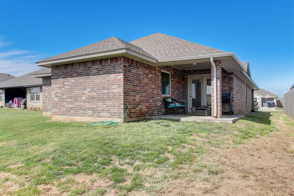3516 Sawtooth Ridge Drive