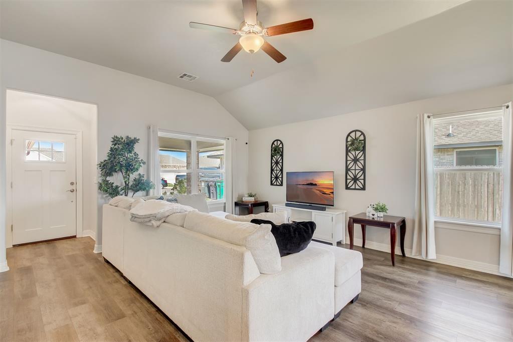 3516 Sawtooth Ridge Drive