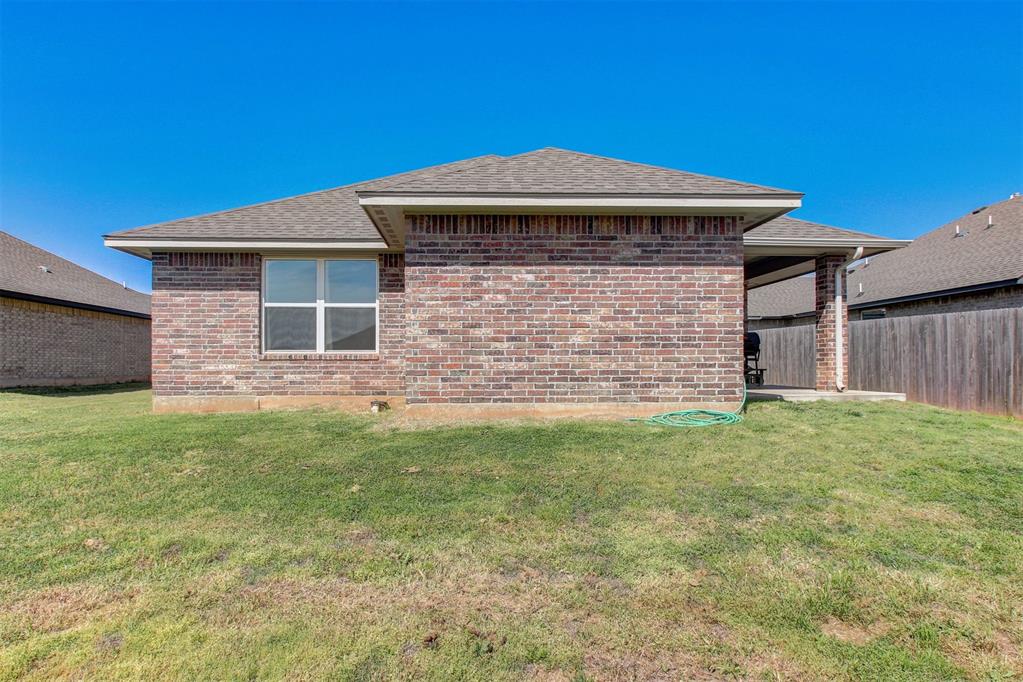 3516 Sawtooth Ridge Drive