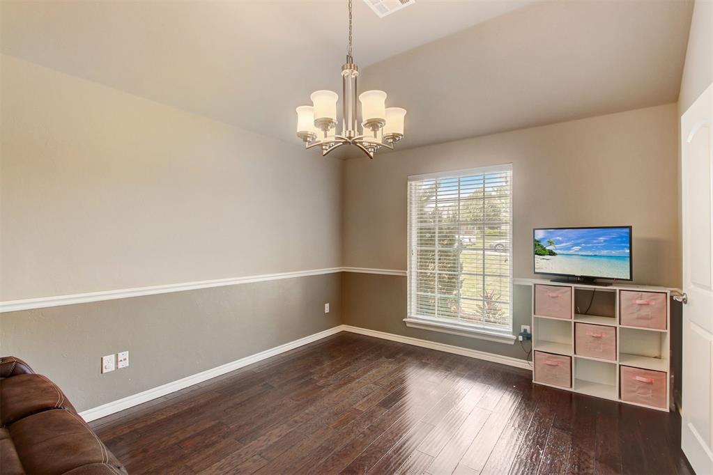 708 Dusty Trail