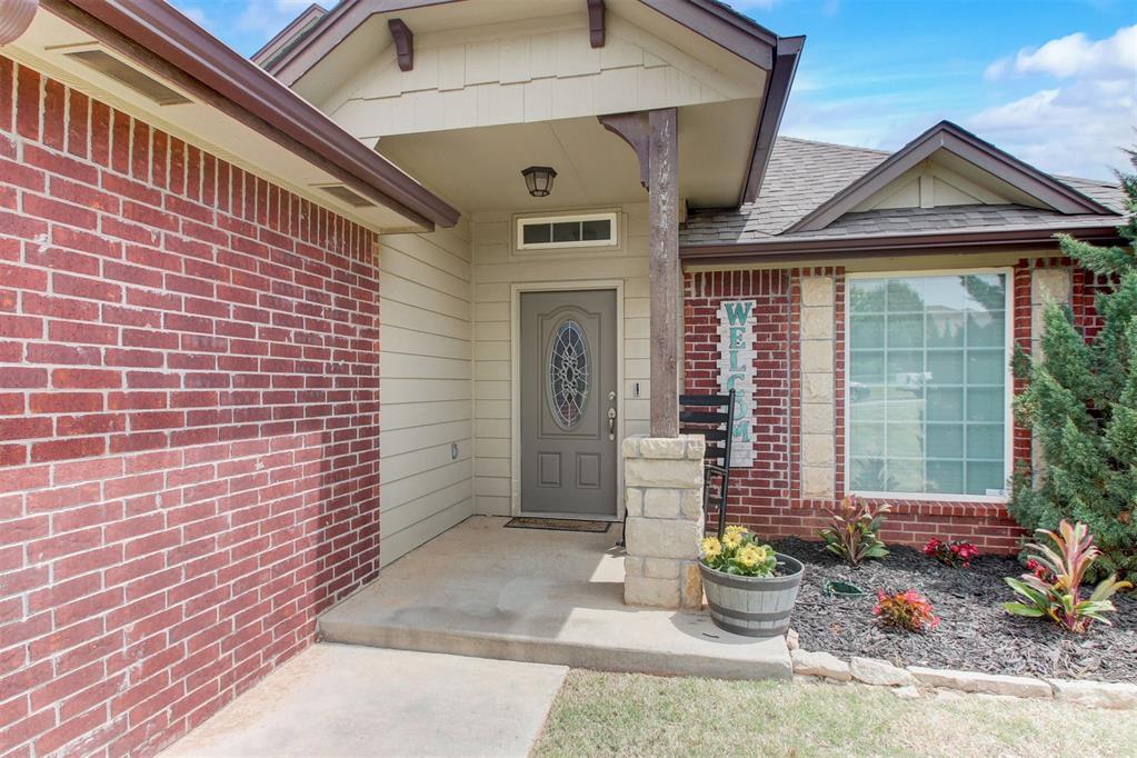 708 Dusty Trail
