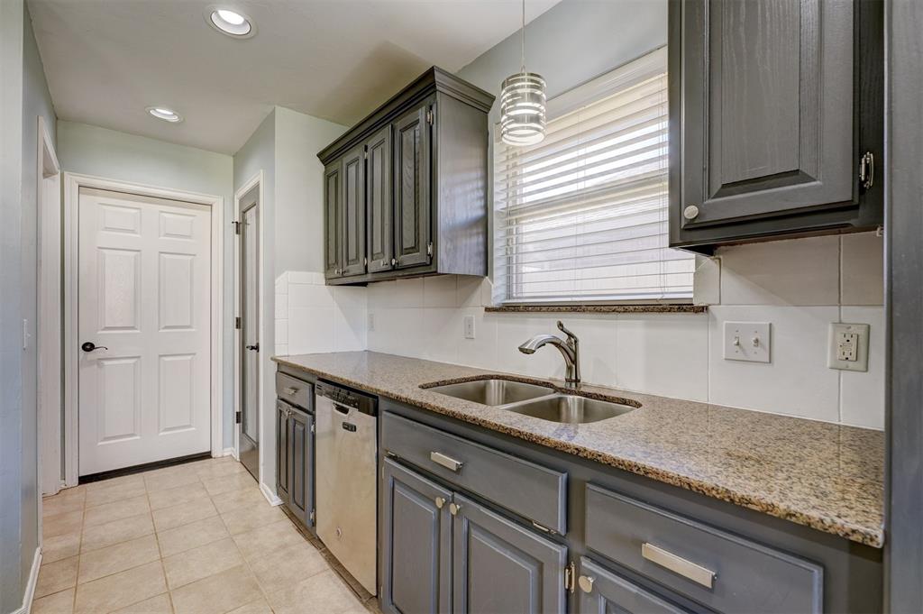 713 N Bobcat Way