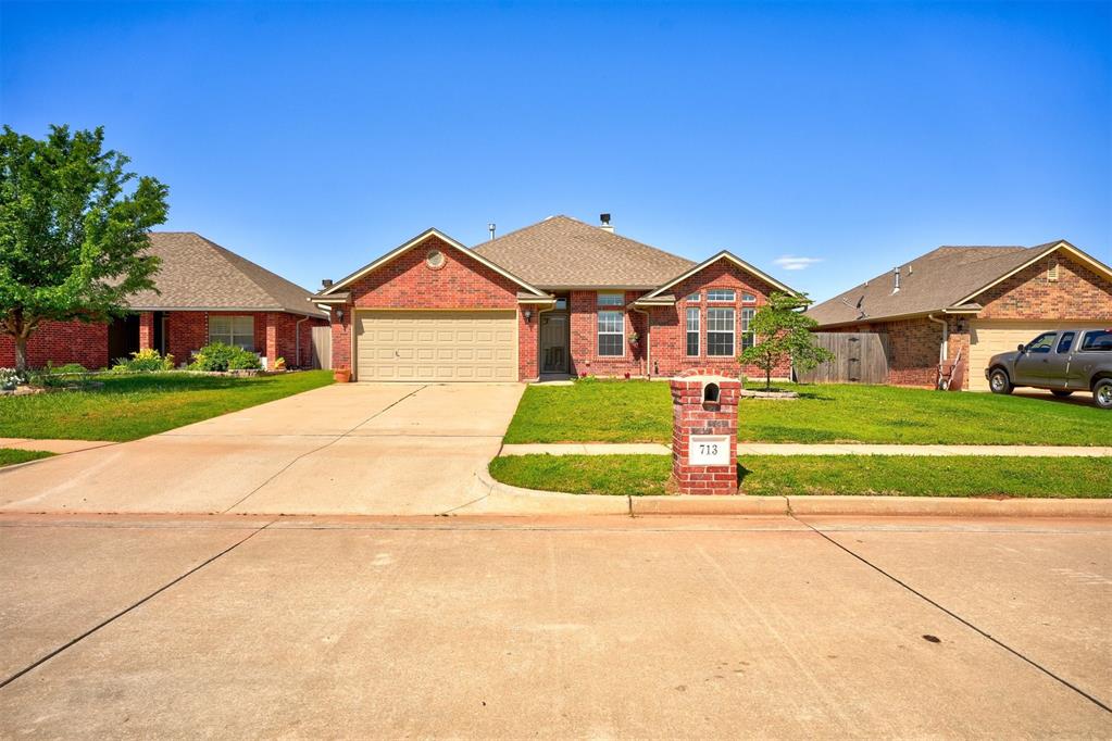 713 N Bobcat Way