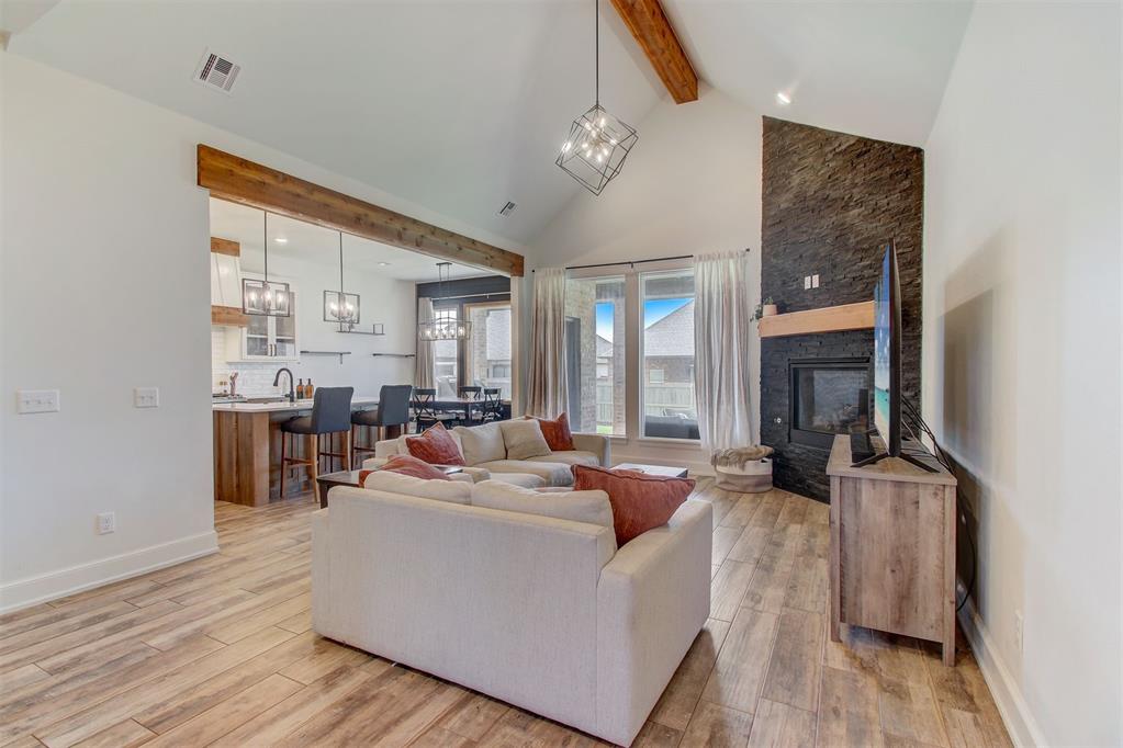9224 NW 82nd Street