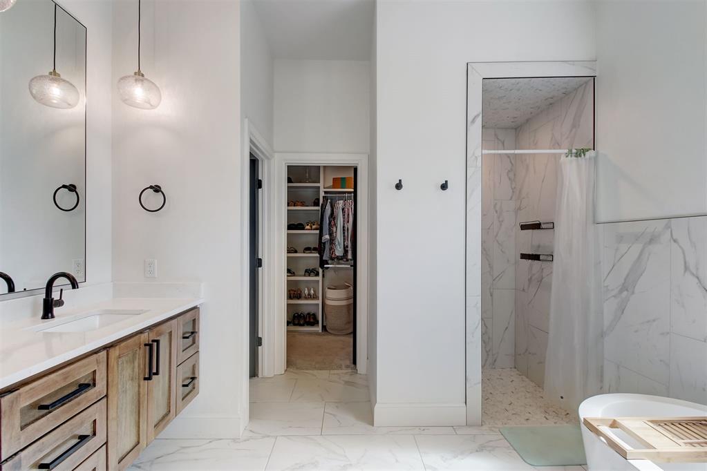 9224 NW 82nd Street