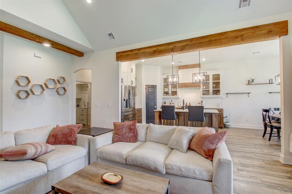 9224 NW 82nd Street