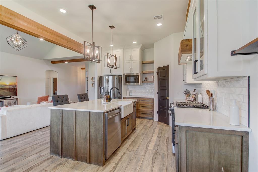9224 NW 82nd Street
