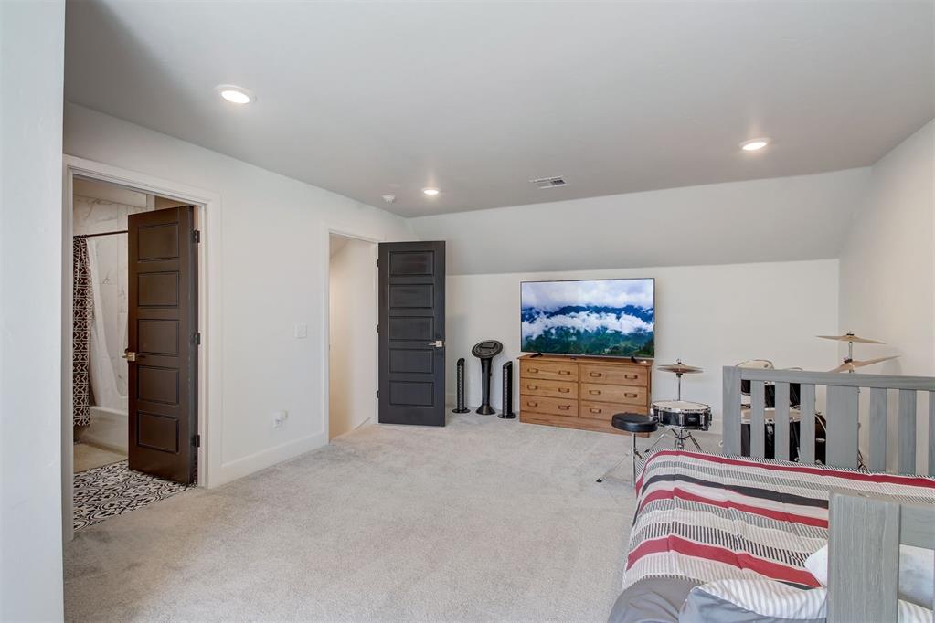 9224 NW 82nd Street
