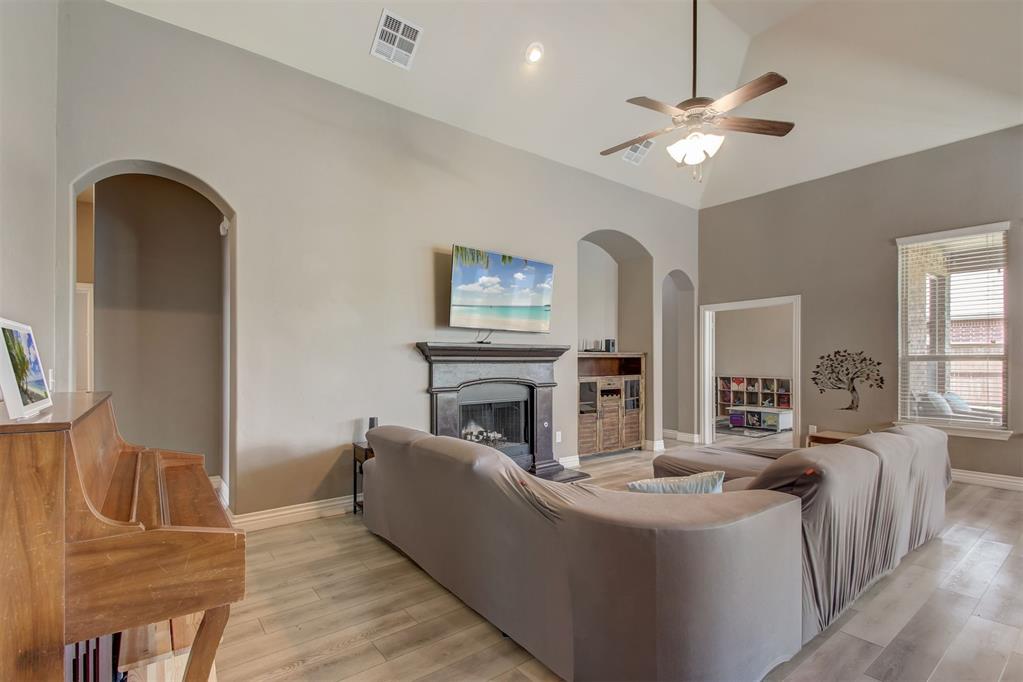 2816 Indian Grass Court