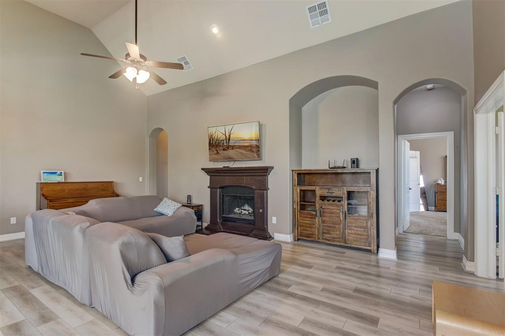 2816 Indian Grass Court