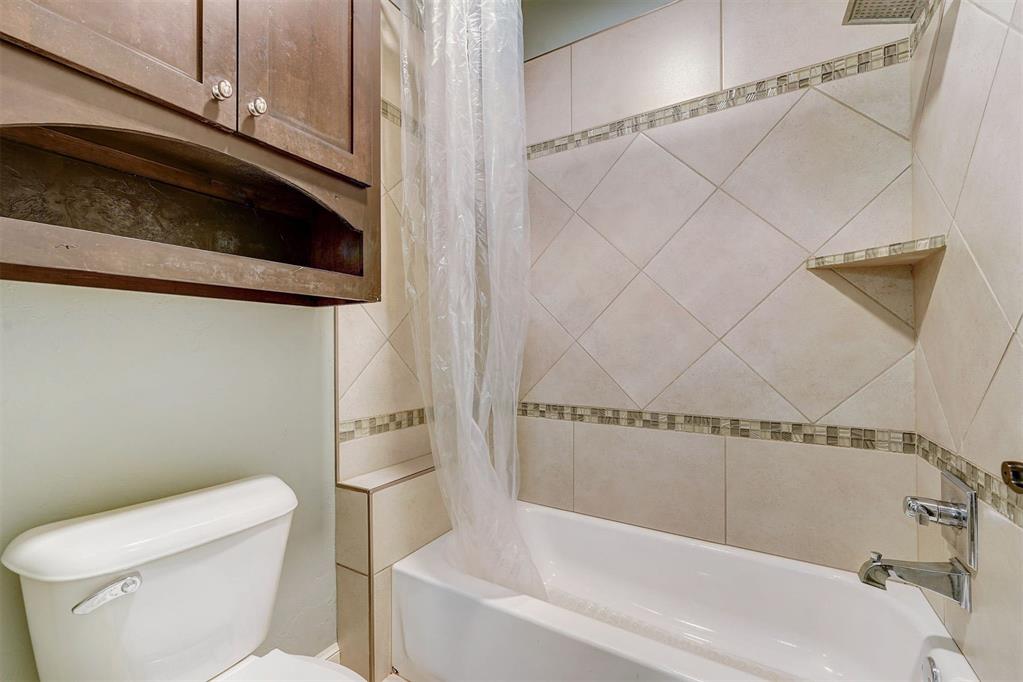 1524 NW 175th Court