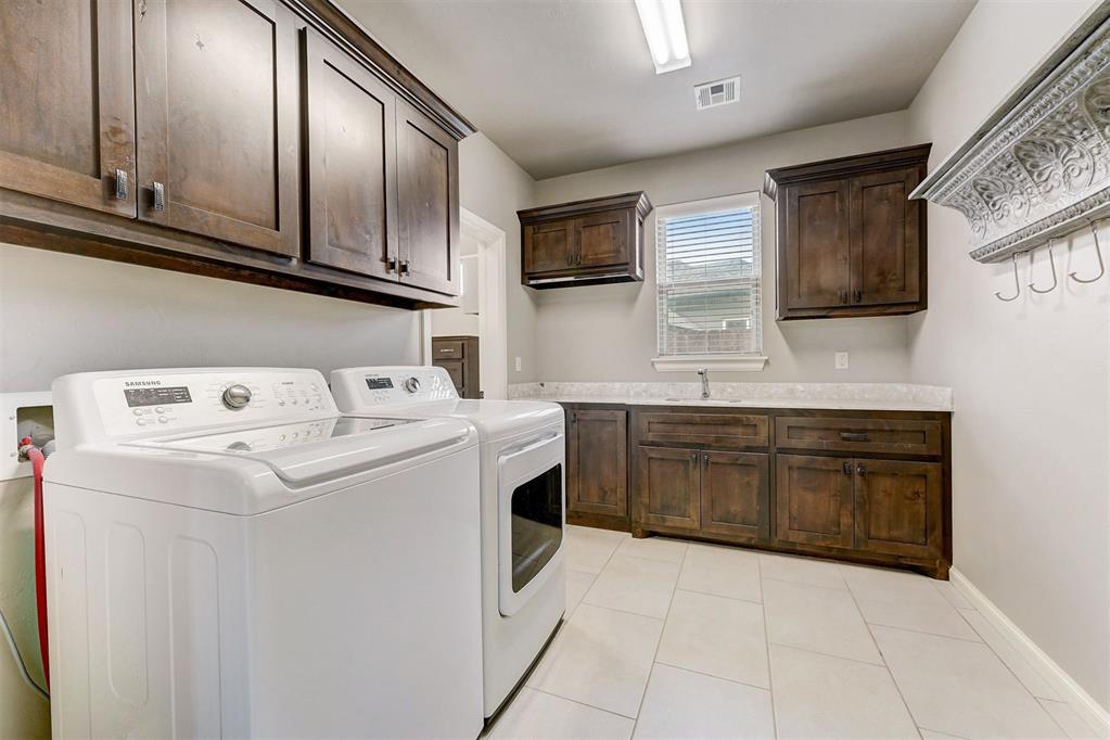 1524 NW 175th Court