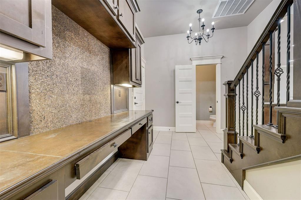 1524 NW 175th Court
