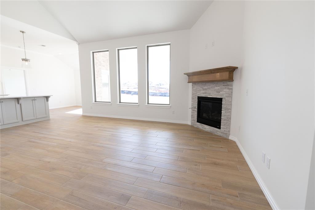 9312 NW 88th Street