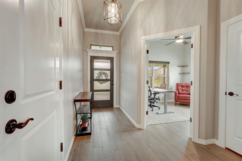 2825 Clover Field Drive
